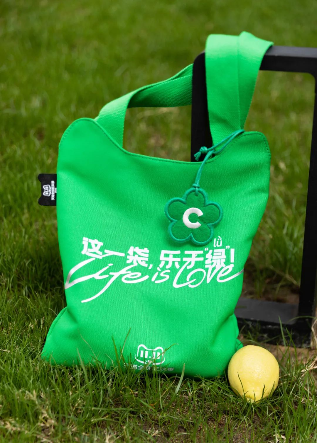 潮流搭配衣服_潮流穿搭配_穿搭潮流/