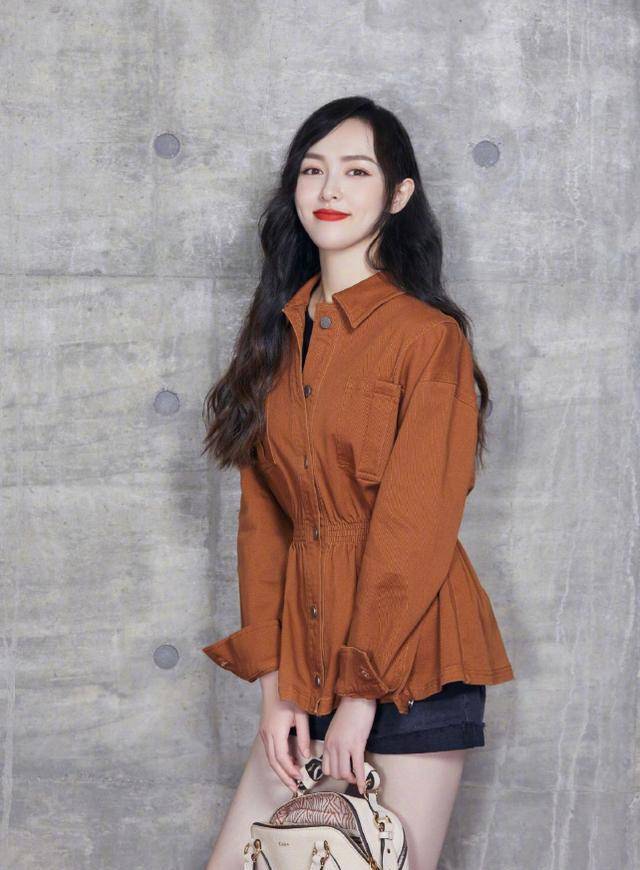 穿搭作品_穿搭的图片如何制作_穿搭搭配攻略大全/