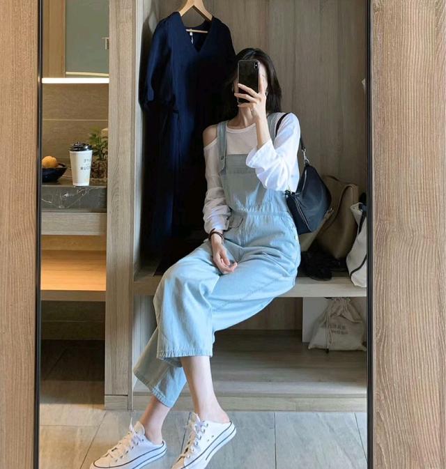 梁静茹穿搭冬季图片_穿搭资讯_女记者穿搭应该穿什么/
