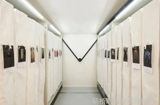 宋慧乔穿搭图片_夏天穿马丁靴穿搭图片_穿搭资讯