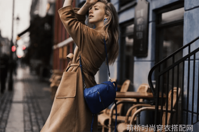 七丽女性网穿搭秋季_梁静茹穿搭冬季图片_穿搭资讯