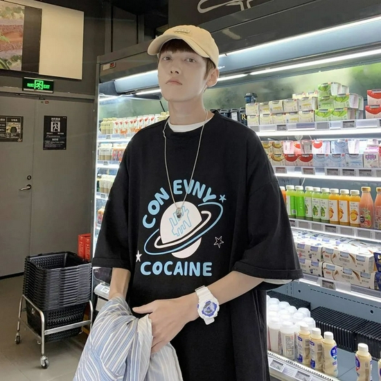 穿搭潮流_潮流搭配图_潮流配搭